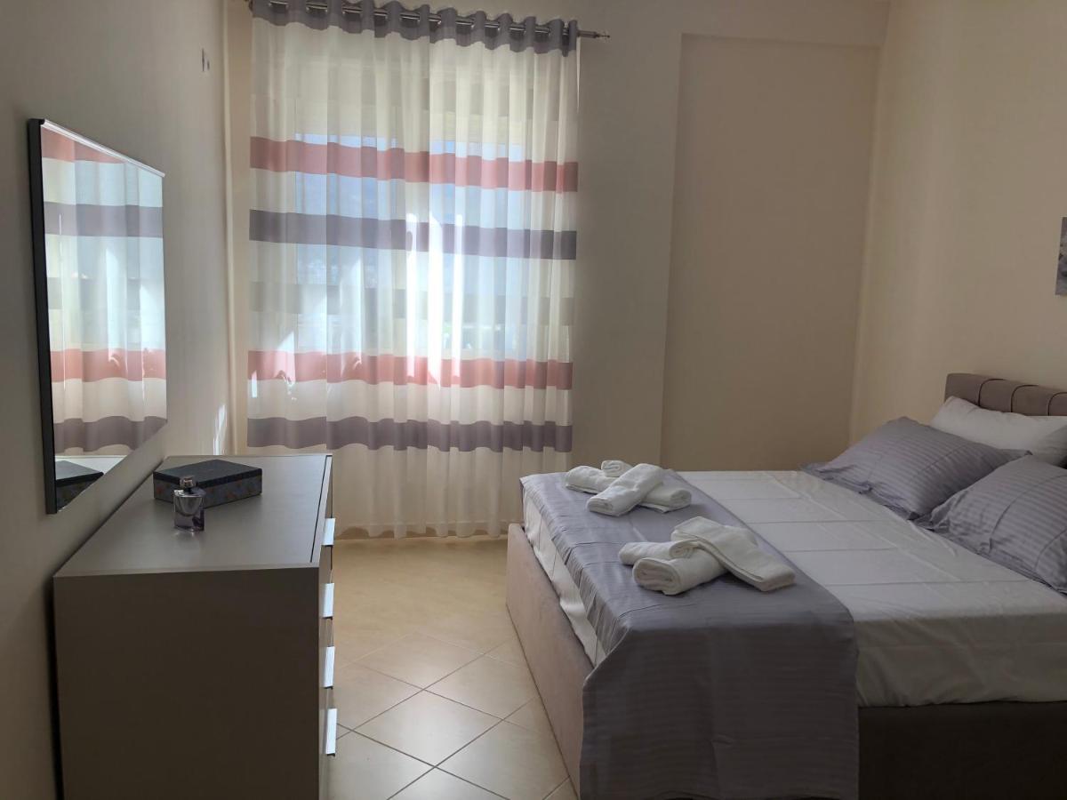 Rooftop Apartments Lungomare Vlora Kültér fotó