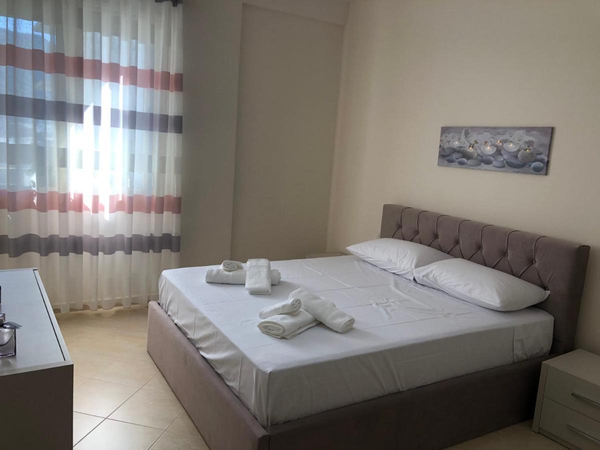Rooftop Apartments Lungomare Vlora Kültér fotó